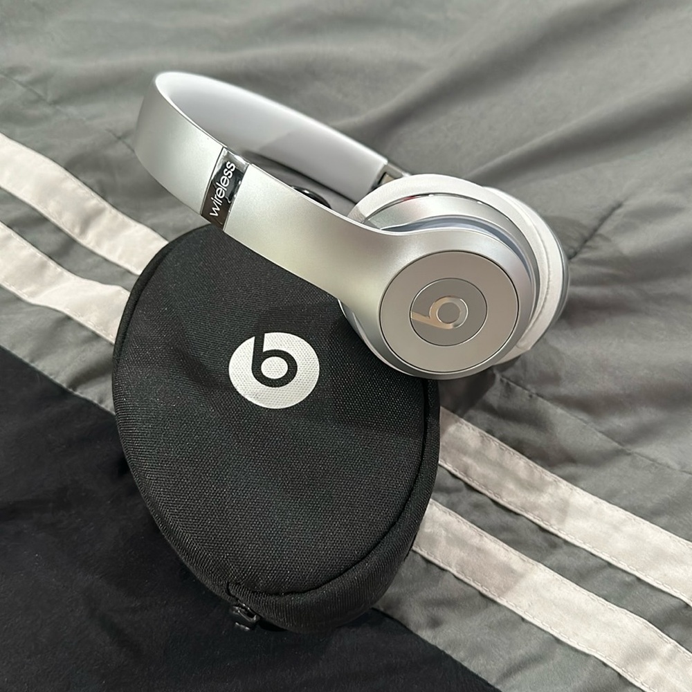 Beats by Dre solos